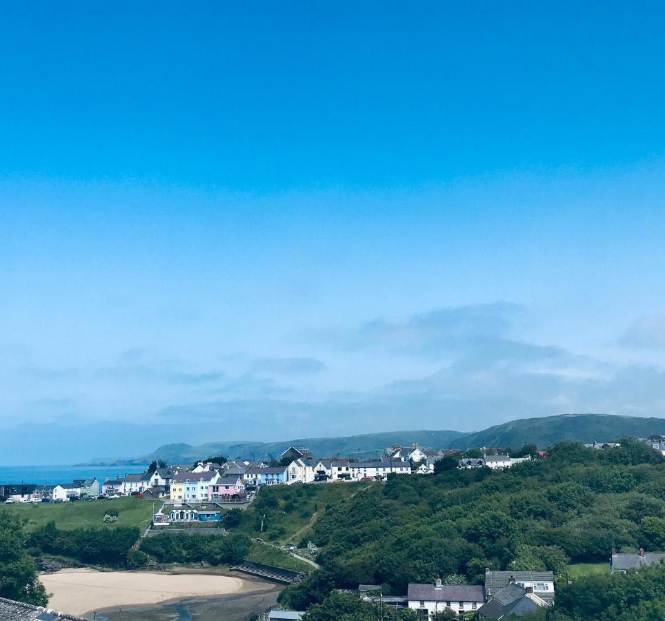 Guest house Rooms At The Highcliffe Aberporth