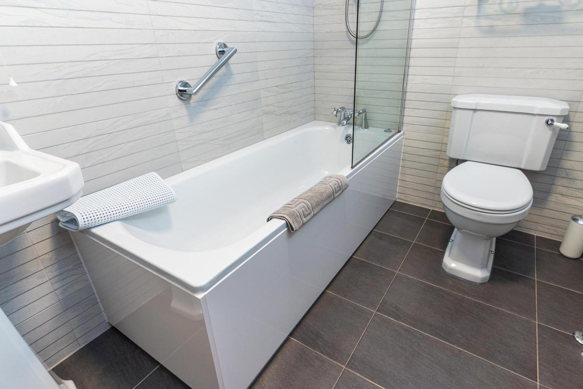 Rooms At The Highcliffe 3* Aberporth