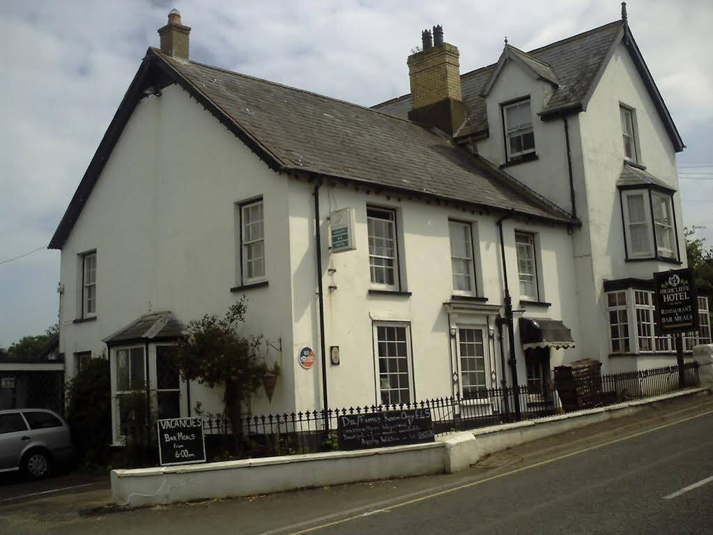 Rooms At The Highcliffe Guest house 3*