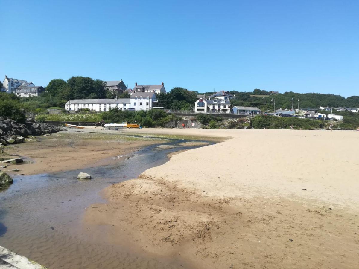 Гостевой дом At The Highcliffe 3*